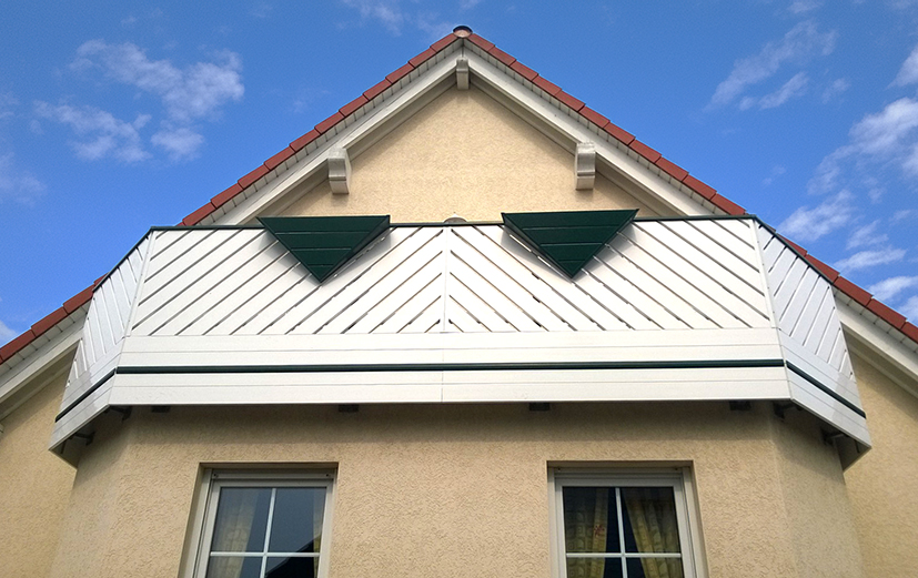 Klares Design mit grünem Akzent