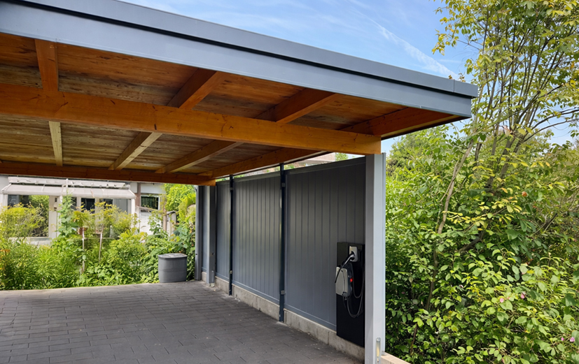 Klare Linie fürs Carport.
