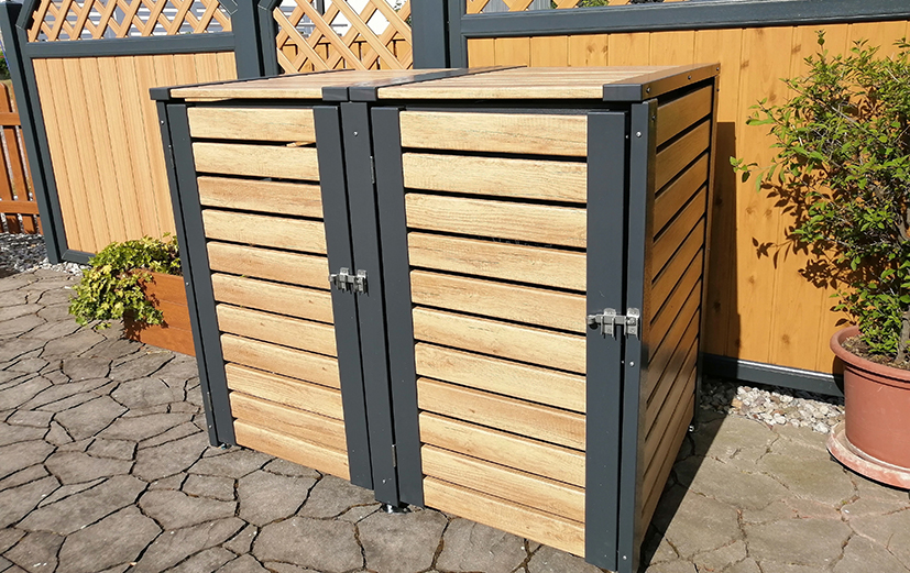 Mülltonnenbox, Tonnenbox, Kunststoff, 2x 240l, 3x 240l, Mülltonneneinhausungen, Tonnenboxen, stabile tonnenboxen, robuste tonnenboxen, Mülltonnenbox, Made in Germany, Qualität aus Sachsen, UV-beständig, wetterfest, Mülltonnen verstecken, Mülltonnenhäuschen, Tonnenboxhäuschen, Mülltonnen abstellen, Tonnenboxen unterstand, Tonnenbox Kunststoff, recyclebar, Mülltonnenbox für 4 Tonnen, Mülltonnenbox für 3 Tonnen, Mülltonnenbox für zwei Tonnen