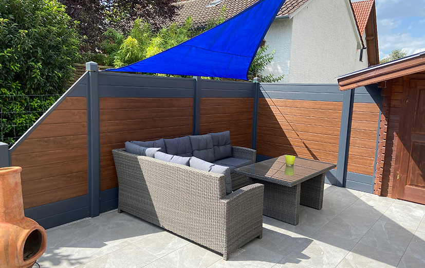 dichte Elemente in Anthrazit / Nussbaum